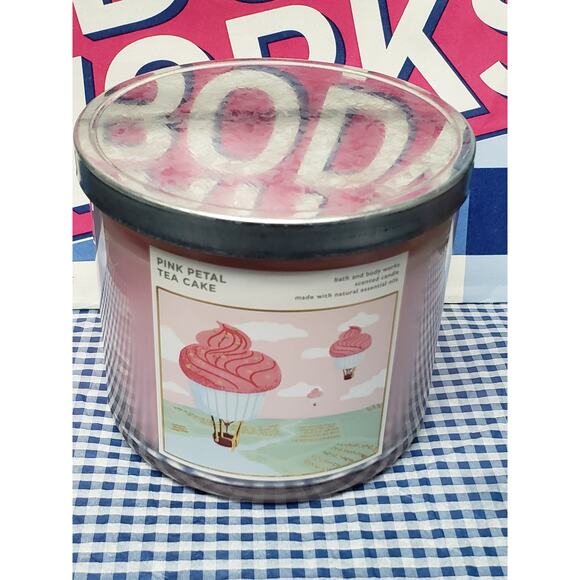 BBW Pink Petal Tea Cake Large 3 Wick Candle Floral Home Fragrance Decor - Picture 1 of 2